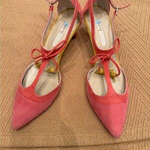 Boden pink suede kitten heels size 38.5